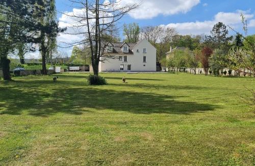 Luzancy Apartment | Appartement 150m2 avec jardin 3000 m2