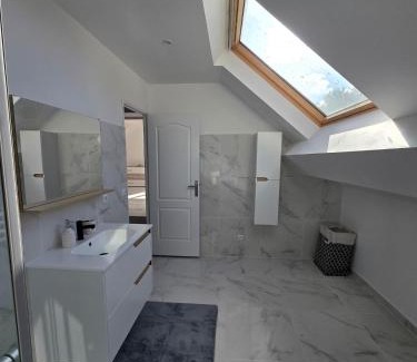 Luzancy Apartment | Appartement 150m2 avec jardin 3000 m2