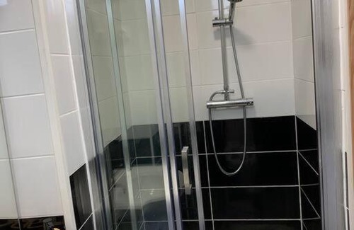 Romainville Apartment | Appartement 2 à 8 min du metro 5 au porte de paris