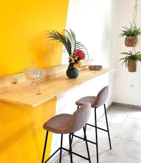 Fort-de-France Apartment | Appartement 2 chambres, avec jardin, grande terrasse, Barbecue, 8 min du centre ville