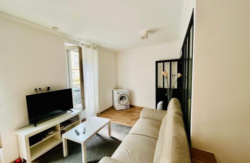 Rambouillet Apartment | Appartement 2 pièces, proche RER, Bus et chateau