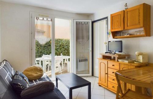 Marseillan Plage Apartment | Appartement 2 Pièces RDC avec Terrasse et Parking dans Résidence Sécurisée avec Piscine - FR-1-326-846