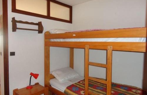 Les Carroz-d'Araches Apartment | Appartement 2 pièces pour 6 personnes, cabine, parking, au cœur du village, proche des pistes - FR-1-572-166