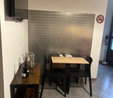 Pierrelatte Apartment | Appartement 2 proche Tricastin, Pierrelatte