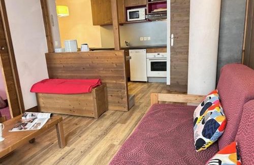 Risoul Apartment | Appartement 2P cabine, 4 couchages, piscine, sauna, proche pistes – Risoul 1850 - FR-1-330-569