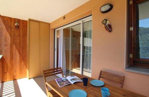 Forville Apartment | Appartement 3 étoiles, 3 pièces, 6 pers, terrasse, garage - Briançon - FR-1-330C-69