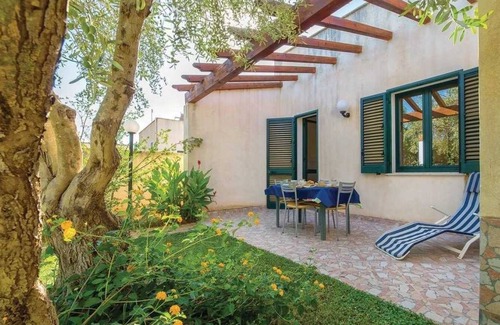 Marsala Apartment | Appartement 3 étoiles - Piscine - eeegaa