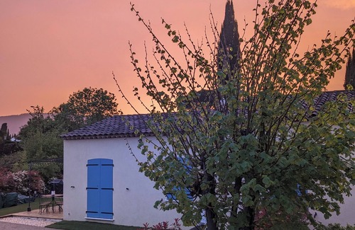 Saint-Jean Apartment | Appartement 3/4 Pièces 70 m² Plein sud Aperçu mer