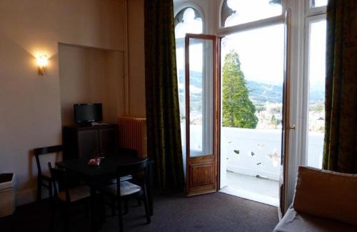 Jausiers Apartment | Appartement 3 pièces avec terrasse et parking à Jausiers - FR-1-804-24