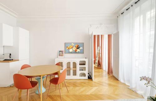 Quartier de la Porte-Saint-Denis Apartment | Appartement 50 m² lumineux et refait à neuf