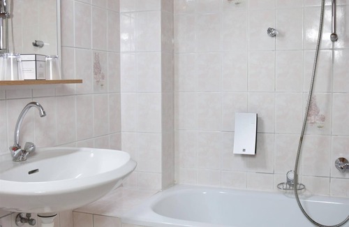 Podersdorf am See Apartment | Appartement 65 m² - Rosenhof Appartementhaus V