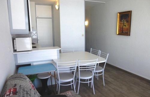 Arette Apartment | Appartement 6 pers avec accès direct aux pistes et parking gratuit à La Pierre St Martin - FR-1-602-46