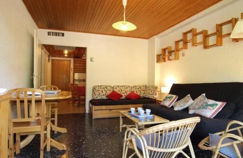 Saint-Chaffrey Apartment | Appartement 6 pers. à Saint-Chaffrey avec balcon sud, parking, casier à skis et équipements complets - FR-1-330E-114