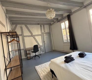 Vierzon Apartment | Appartement 6 personnes