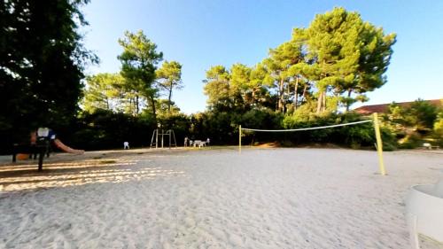 Le Verdon-sur-Mer Apartment | Appartement 6 places proche plage et avec piscine