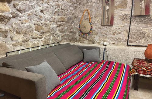 Saint-Maurice Apartment | Appartement Atypique/Ancien bar à 100 Mètres du Bois de Vincennes