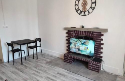 Imphy Apartment | Appartement au bord de l'Yxeure au rez de chaussée avec terrain