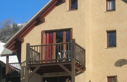 Saint-Chaffrey Apartment | Appartement au Calme Serre Chevalier Chantemerle