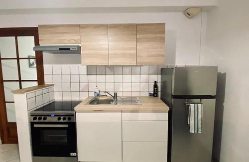 Langres Apartment | Appartement au centre-ville avec cour