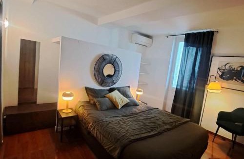 Saint-Jean Apartment | Appartement au coeur du centre historique