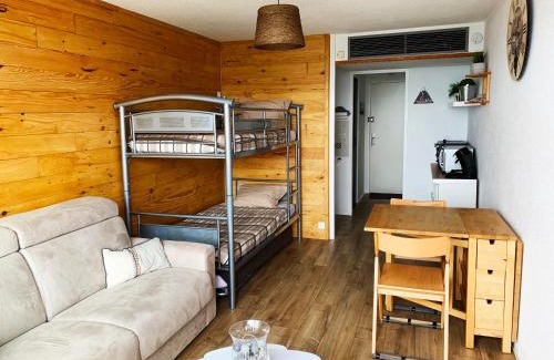 Le Corbier Apartment | Appartement avec balcon au pied des pistes de ski