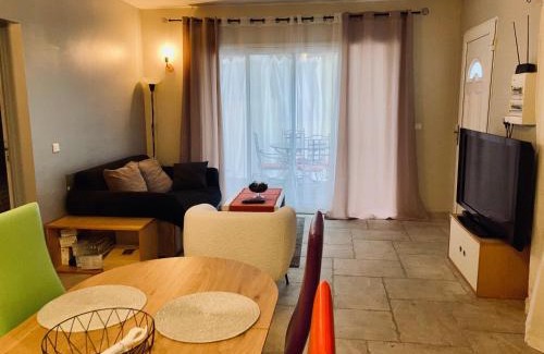 Martigues Apartment | Appartement avec grande terrasse