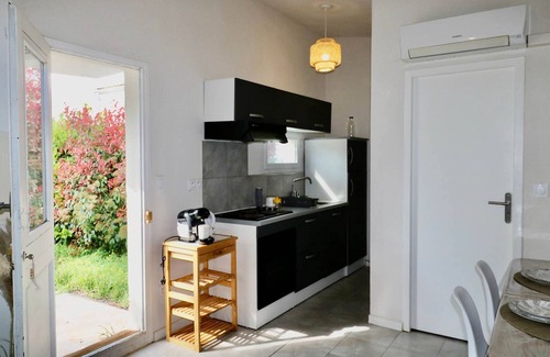 Bravone Apartment | Appartement Avec Jardin Privé, Parc Arboré et Piscine