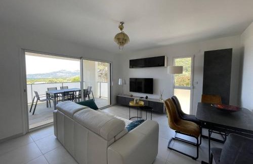 Calvi Apartment | Appartement avec vue panoramique sur la mer
