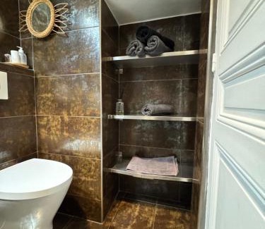 Carnot Apartment | Appartement Bourgeois à 5 min à pied du centre