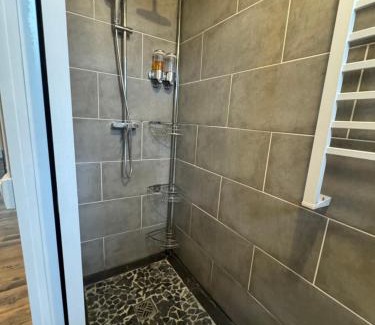 Roussillon-en-Isere Apartment | Appartement cosy