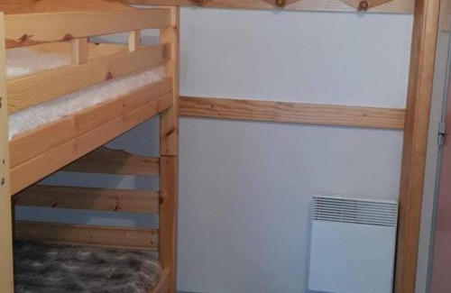 Cauterets Apartment | Appartement Centre-Ville 4/6 Pers, 3e Étage, Cuisine Équipée, Parking Gratuit, Linge en Supplément - FR-1-234-228
