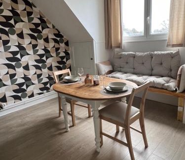 Conde-sur-Noireau Apartment | Appartement charmant et confortable en centre-ville