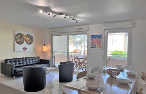 Le Lavandou Apartment | Appartement climatisé avec piscine, terrasse et parking - 6 couchages, près de la plage - FR-1-251-451