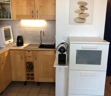 Lacanau-Ocean Apartment | Appartement Climatisé avec Piscine & Mer Bleu Marine