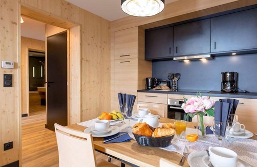 Villarembert Condo | Appartement Confortable Au Pied des Pistes | Wi-Fi Gratuit + Parking Disponible