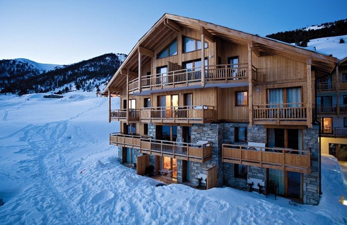 Montgenevre Condo | Appartement Confortable Au Pied des Pistes | Accès Piscine + Sauna + Jacuzzi