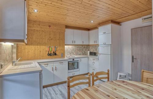 Megeve Apartment | Appartement Confort 2 Pièces avec Balcons, à 300m du Centre de Megève et Télécabine - FR-1-453-92