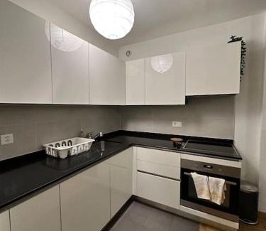 Maison-Royale Apartment | Appartement Confort, Vue sur le Lac