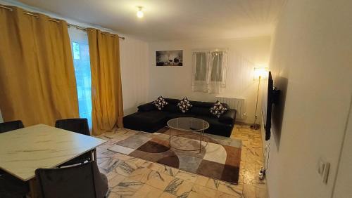 Montmagny Apartment | Appartement cosy à Montmagny