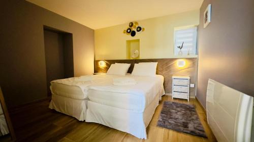 Reminiac Apartment | Appartement Cosy à Reminiac