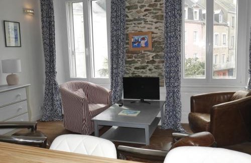Le Palais Apartment | Appartement cosy 2 chambres, cœur de Le Palais, proche commerces et plage - FR-1-418-268