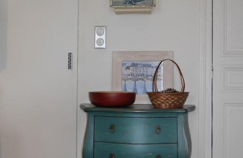 Le Palais Apartment | Appartement cosy 2 chambres, cœur de Le Palais, proche commerces et plage - FR-1-418-268