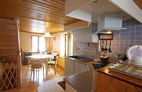 Vagney House | Appartement cosy au cœur de Vagney, proche commerces et sentiers, terrasse et cheminée, à 15km Gérardmer - FR-1-589-304