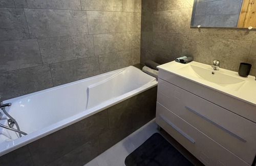 Queige Apartment | Appartement Cosy au Calme