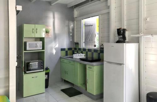 Le Carbet Apartment | Appartement cosy au Carbet avec balcon et vue sur mer - 70 m²