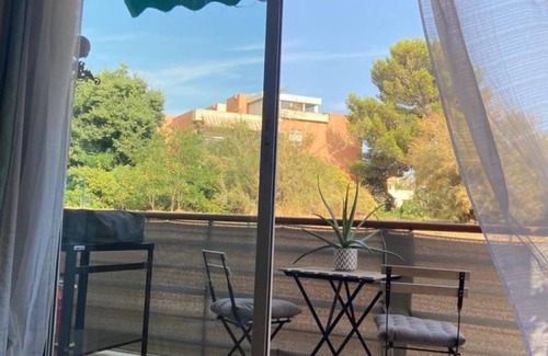 Bonneveine Apartment | Appartement Cosy Avec Terrasse Parking Proche Plages et Calanques