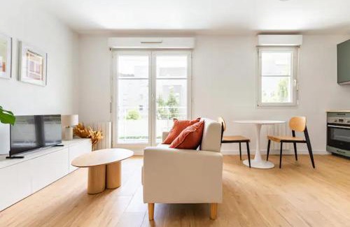 Saint-Denis Apartment | Appartement cosy avec terrasse proche de Paris
