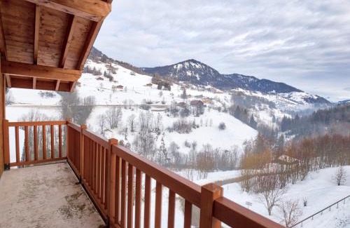 Flumet Apartment | Appartement cosy avec piscine, au pied des pistes, parfait pour 4 personnes - FR-1-505-112