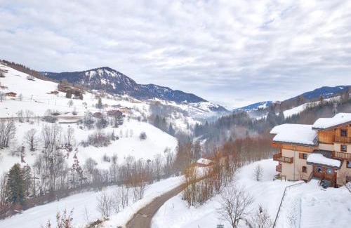 Flumet Apartment | Appartement cosy avec piscine, au pied des pistes, parfait pour 4 personnes - FR-1-505-112