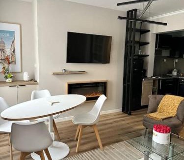 Brequerecque Apartment | Appartement cosy avec jardin proche de la gare